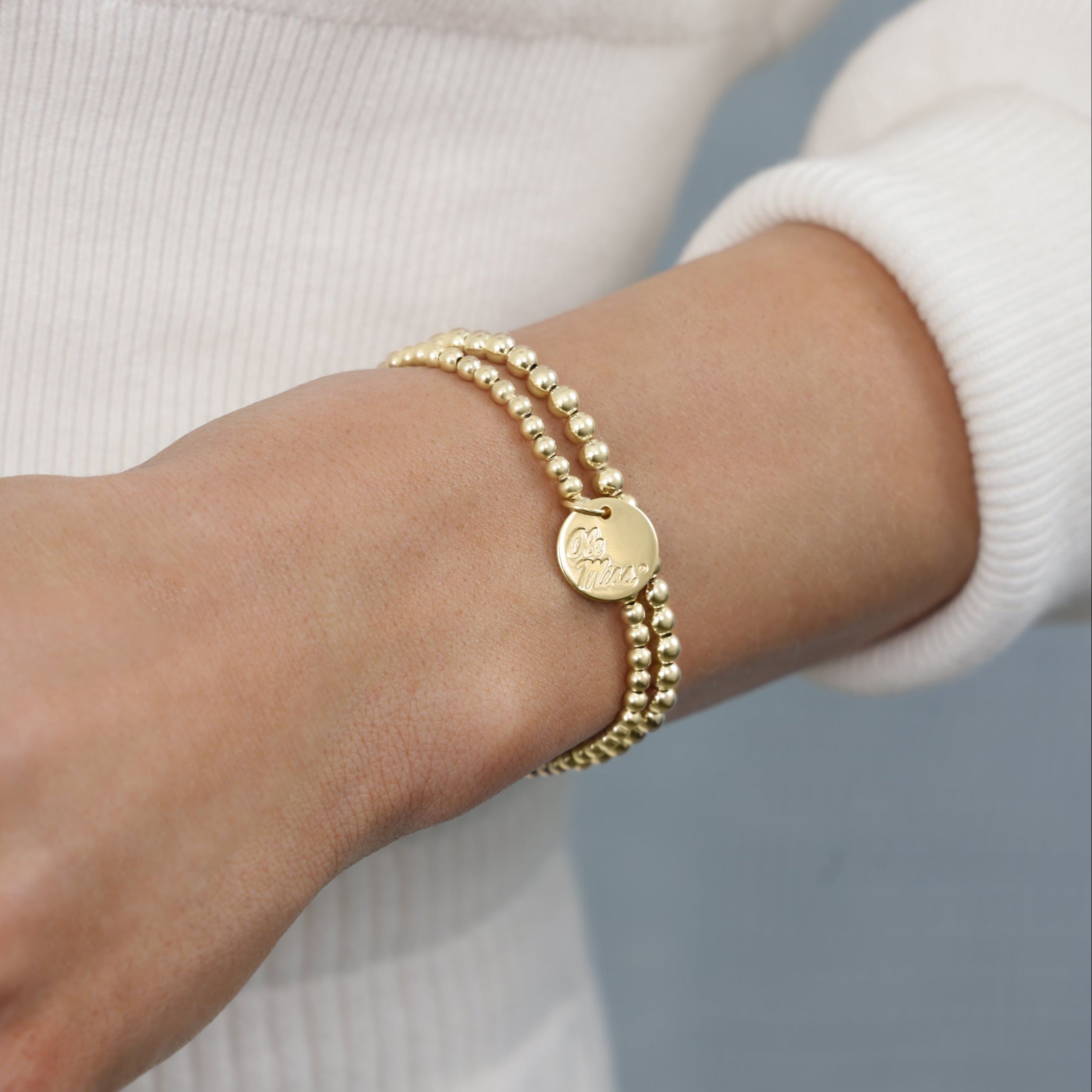 eCOLLEGIATE Classic Gold 3mm Bracelet - Ole Miss Disc